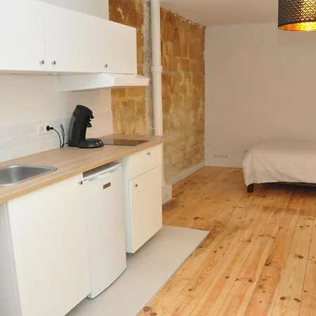 Montmartre Apartment *